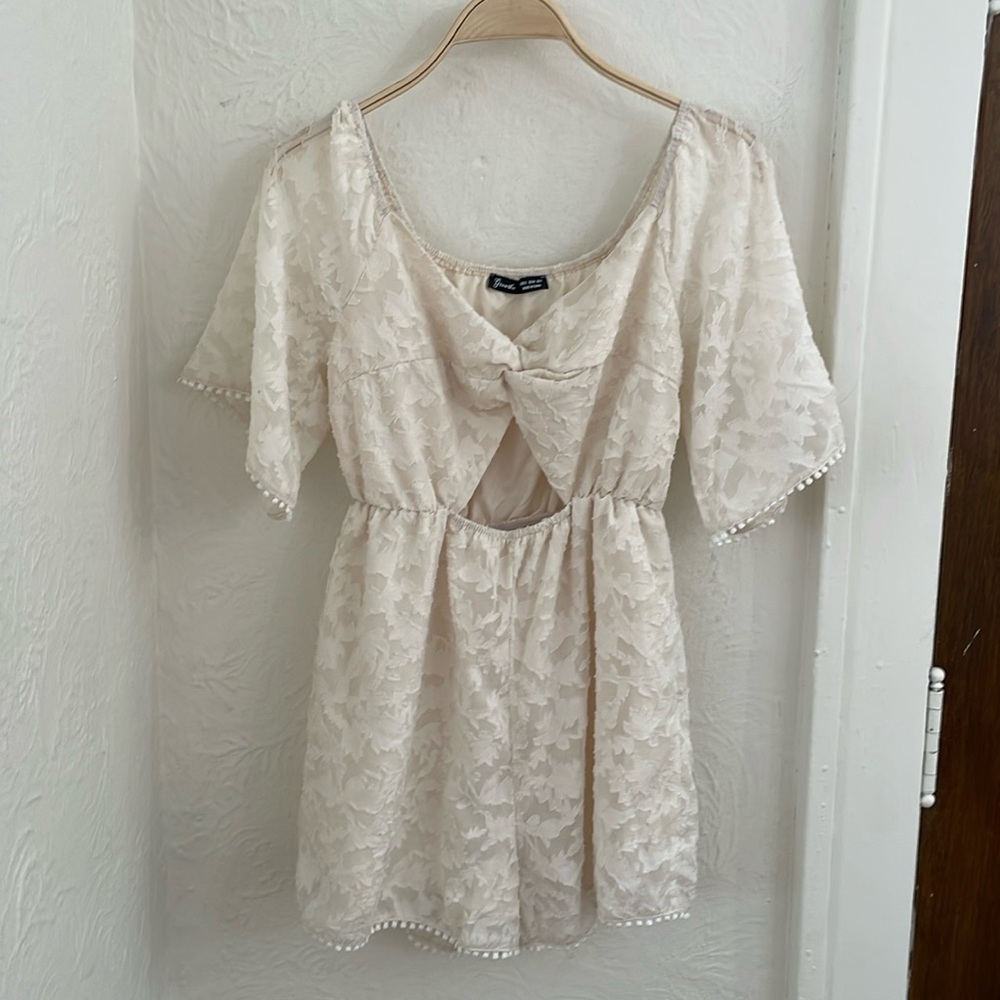 GREATHE Women's Cutout Detail Romper Size 4